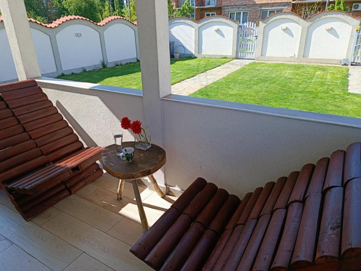 Serbian Home With Garden Krnjaca Esterno foto