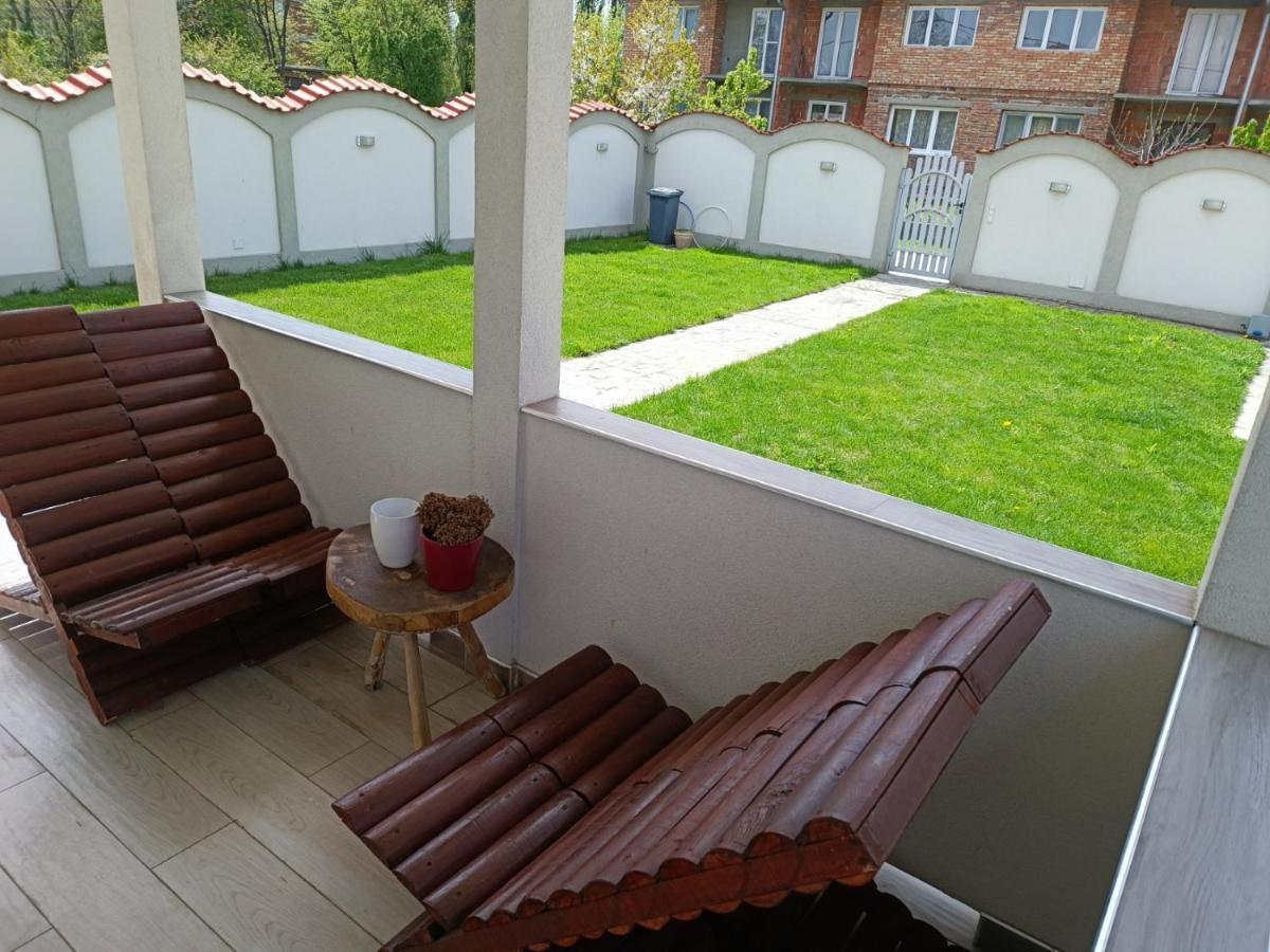 Serbian Home With Garden Krnjaca Esterno foto
