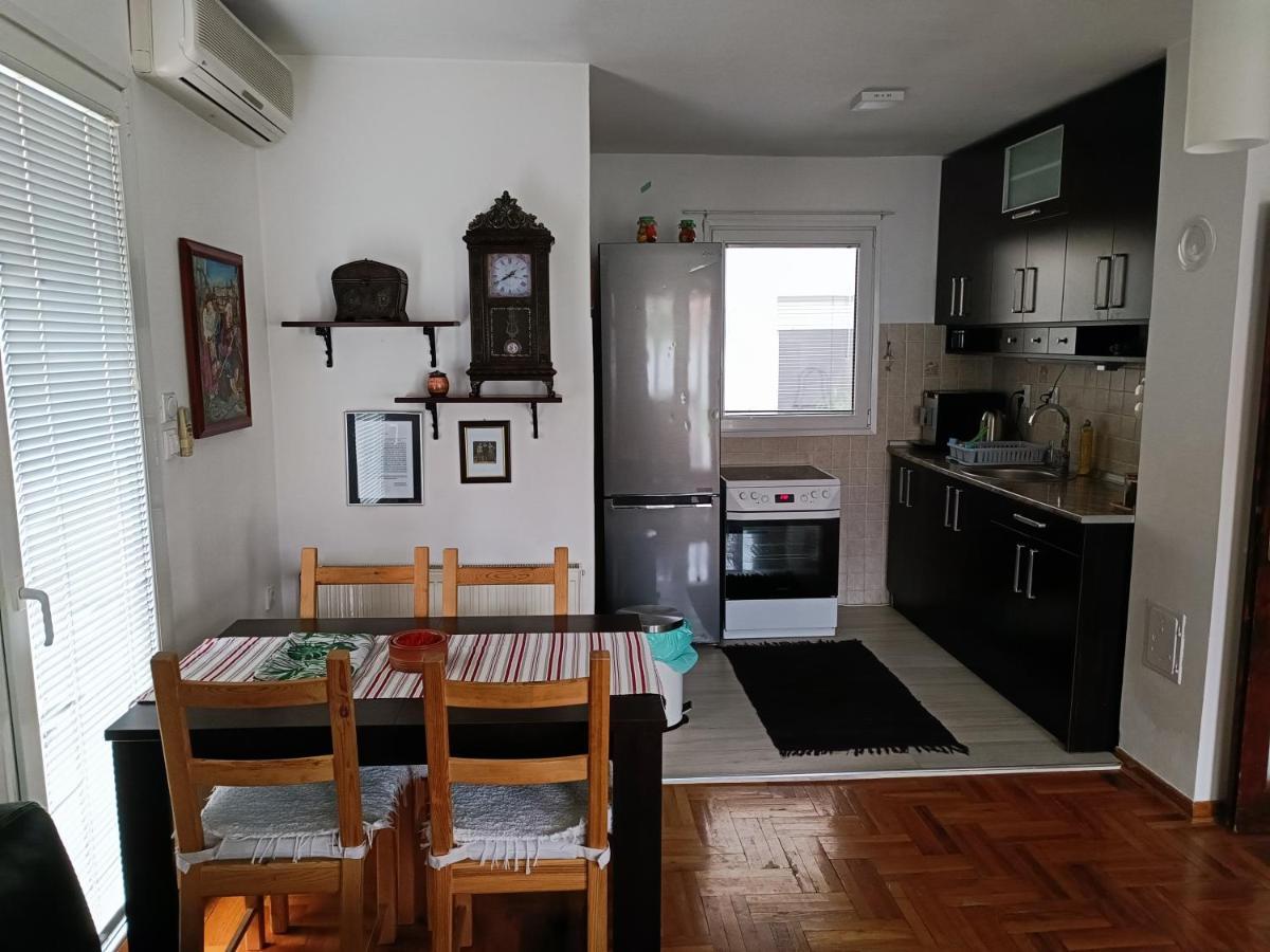 Serbian Home With Garden Krnjaca Esterno foto